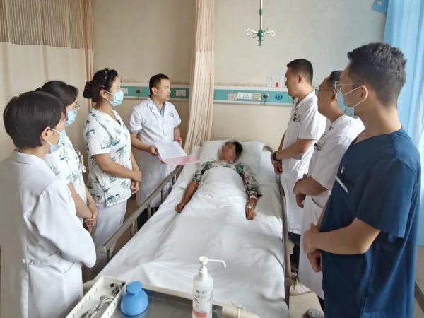 日昇配资 首例！滨州市中心医院独立完成改良TEE引导下PFO介入封堵术